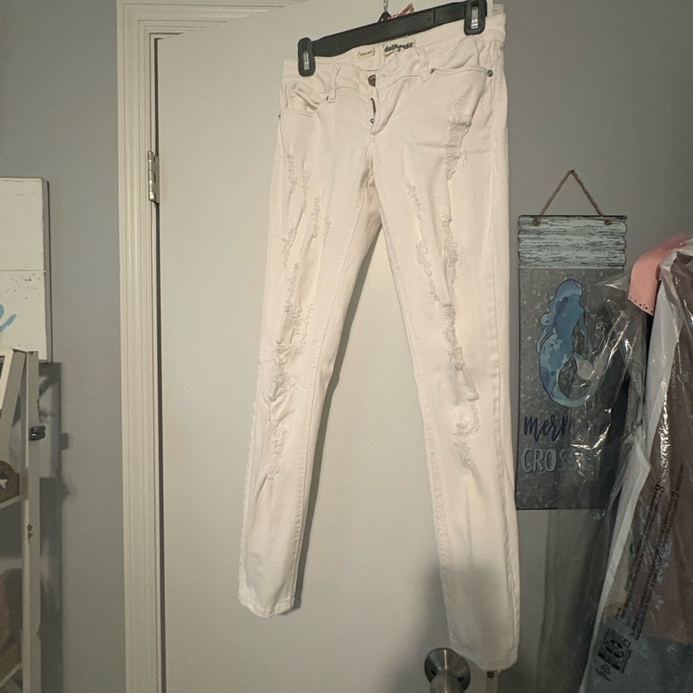 Dollhouse Women's Distressed Skinny Jeans - Cream